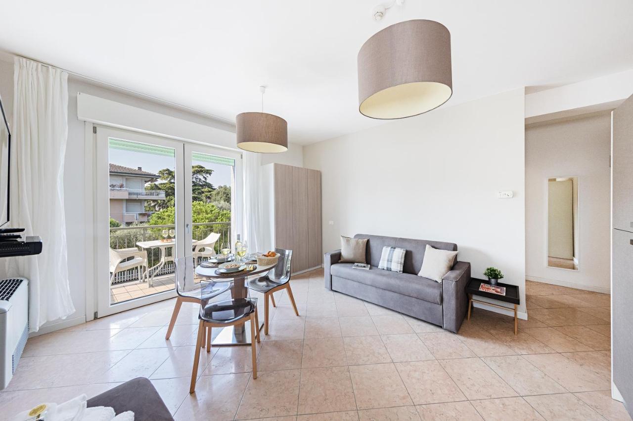 Residenza Miralago By Wonderful Italy Desenzano del Garda Exteriör bild
