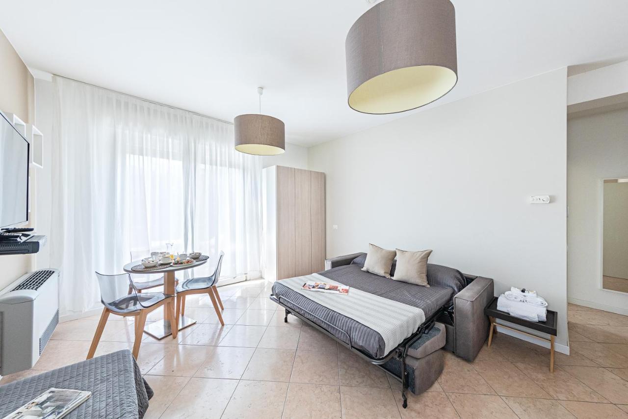 Residenza Miralago By Wonderful Italy Desenzano del Garda Exteriör bild