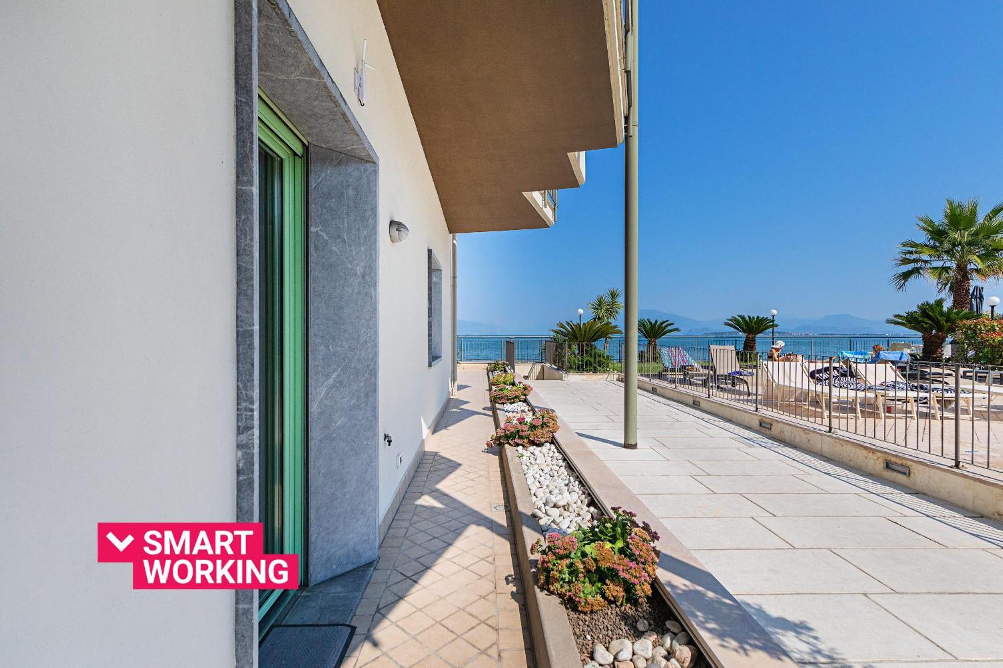 Residenza Miralago By Wonderful Italy Desenzano del Garda Exteriör bild